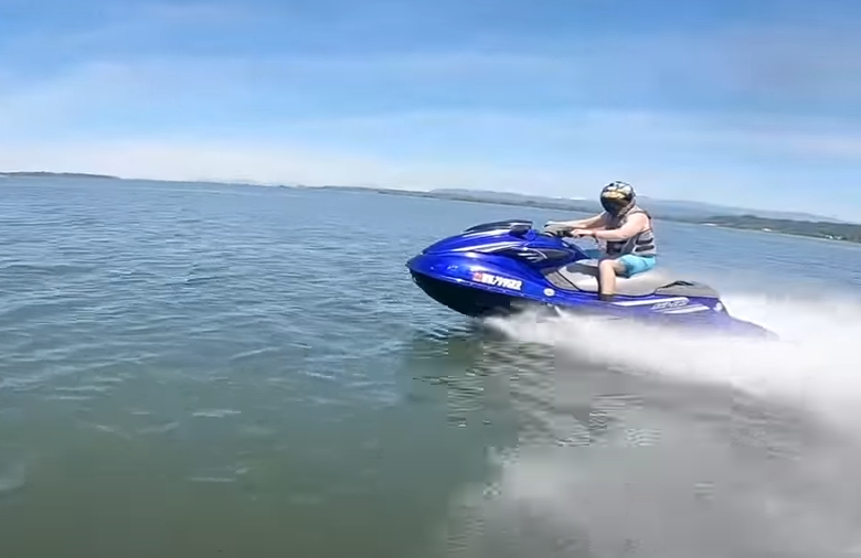 Quelle assurance pour une entreprise de jet ski